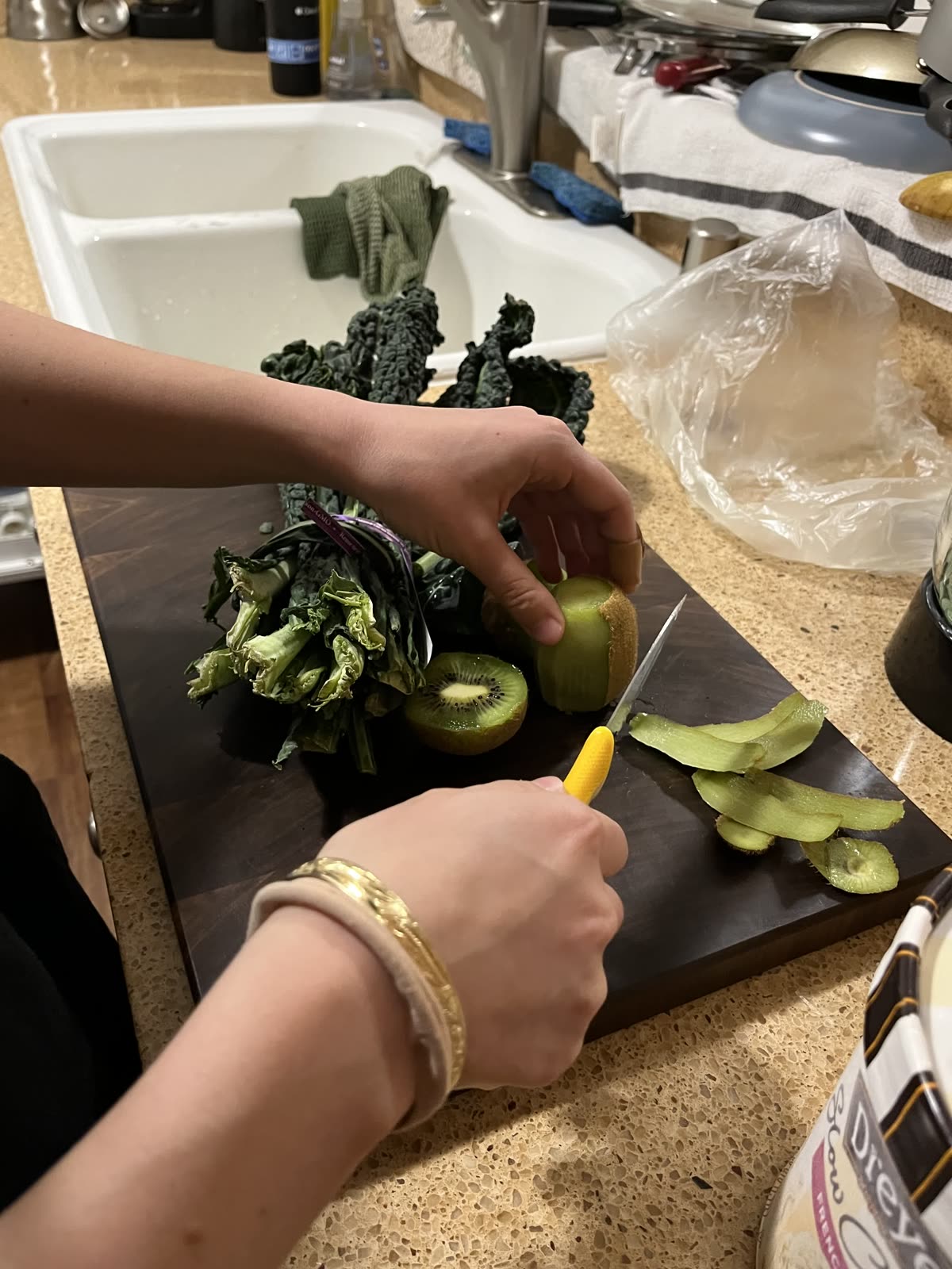 Cutting board detail
